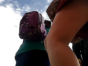 Upskirt bta