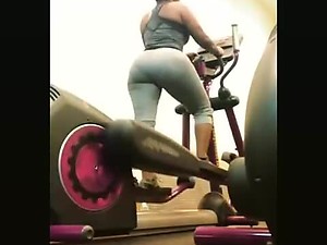 PHAT ASS WORKING OUT