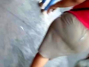 madura culona de falda cafe