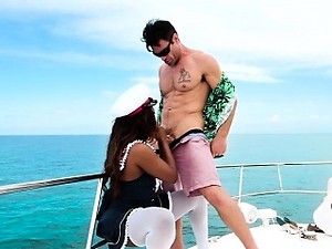 Skylar drops their way knees in the air sucked Charles bigdick